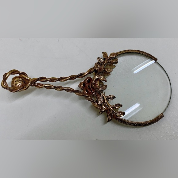 Antique Ornate Victorian Style Mother of Pearl Faux Diamond Loupe Magnifier - Picture 5 of 11